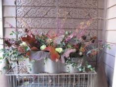 
                    
                        Slow Flowers bouquet for cold weather. Learn how to recreate this lovely arrangement for your home...
                    
                