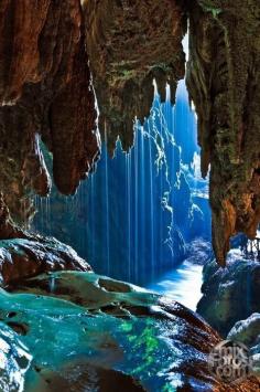 
                    
                        Iris Cave – Monasterio de Piedra, Zaragoza, Spain
                    
                