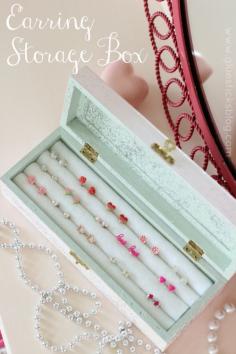 
                    
                        DIY Earring Storage Box
                    
                