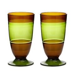 
                    
                        These two-toned cups are upcycled from the necks of two wine bottles
                    
                