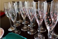 
                    
                        Gender reveal parties are so popular--here's an adorable DIY to display at your next party!  Polka dot champagne flutes @ diyjustcuz.com DIY Just Cuz
                    
                