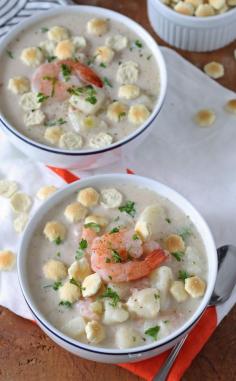
                    
                        Shrimp and Potato Chowder | www.honeyandbirch... #soup #seafood
                    
                