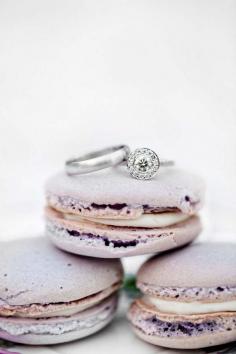 
                    
                        round diamond vintage wedding engagement rings
                    
                