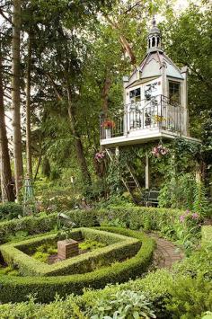 
                    
                        This shows a tiny garden house but I like the circular walkway that reminds me of old cloisters
                    
                