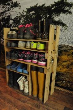 
                    
                        Build a shoe storage rack from repurposed pallets
                    
                