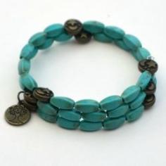 
                    
                        This Boho style Beaded Bracelet is so simple to make with a few basic supplies plus the June Box from Blueberry Cove Beads!
                    
                