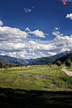 
                    
                        Beautiful Rocky Mountain Views in Colorado, USA | MarlaMeridith.com (Marla Meridith )
                    
                