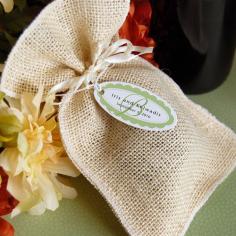 These eco-chic natural burlap favor pouches are perfect for farm-themed weddings and all eco-friendly events. More like fine linen than potato sacks, these natural fiber bags are simple yet beautiful and come complete with a satin drawstring.