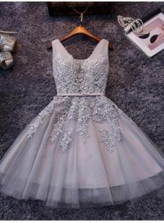 $79 Puffy Short Elegant V-Neck Appliques Silver Lace Homecoming Dresses